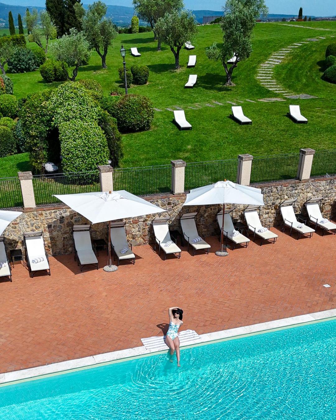 La Bagnaia Golf Resort Exteriör bild