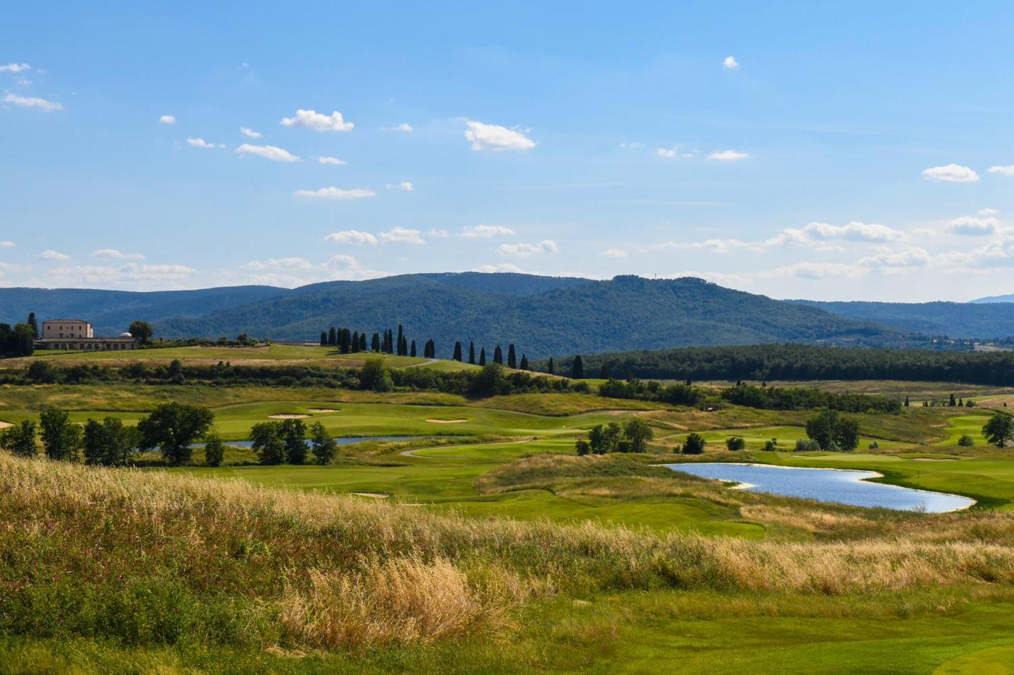 La Bagnaia Golf Resort Exteriör bild