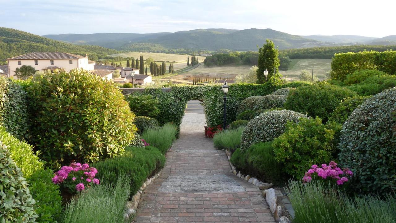 La Bagnaia Golf Resort Exteriör bild