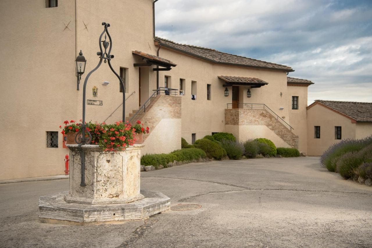 La Bagnaia Golf Resort Exteriör bild