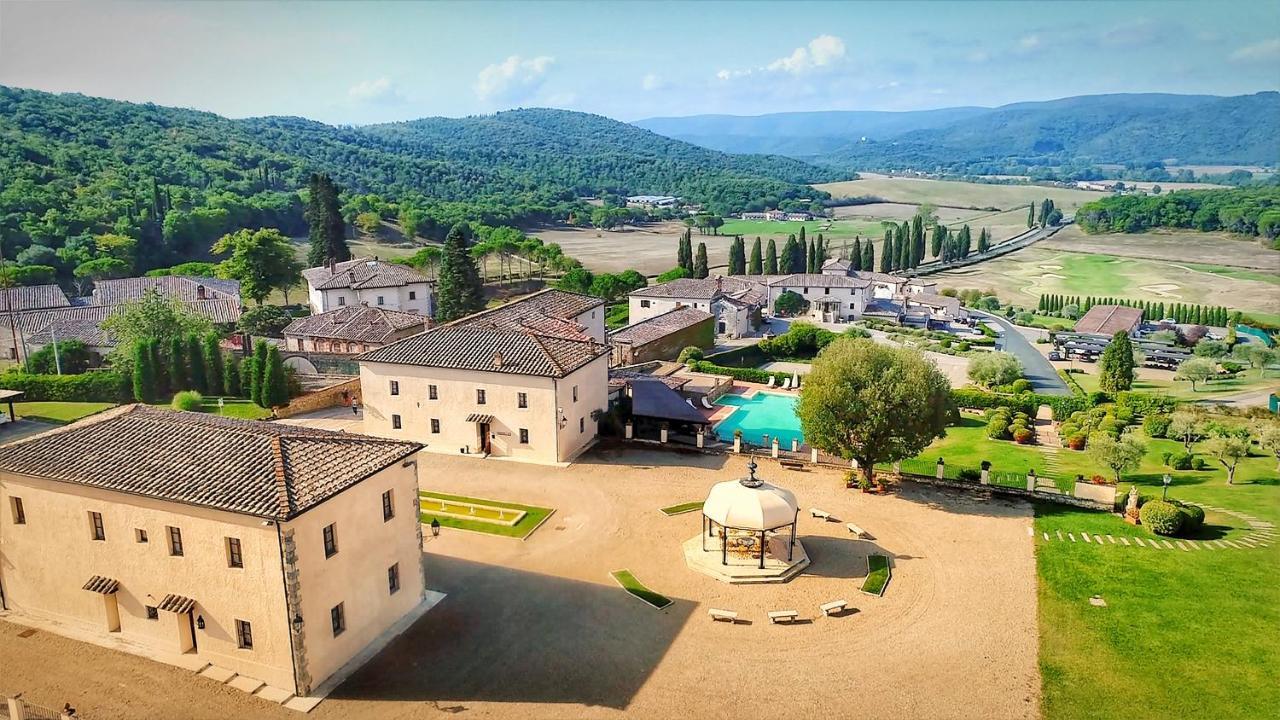 La Bagnaia Golf Resort Exteriör bild